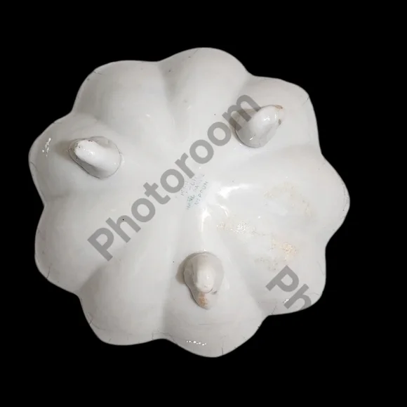 Hand Painted Ceramic Bowl with Floral Design - Picture 4 of 7